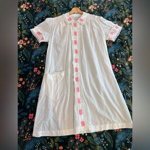 Vintage/Antique Cotton Dressing Gown w Lace & Embroidery